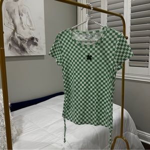 Cute Checkered Green/White Clover T-Shirt !